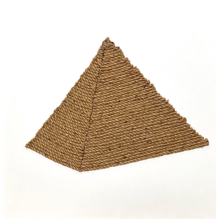 Mysterious Beauty, 2023